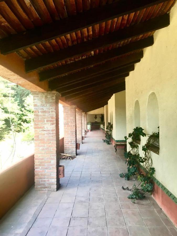Hotel Rancho Cumbre Monarca Manzana de San Luis Esterno foto